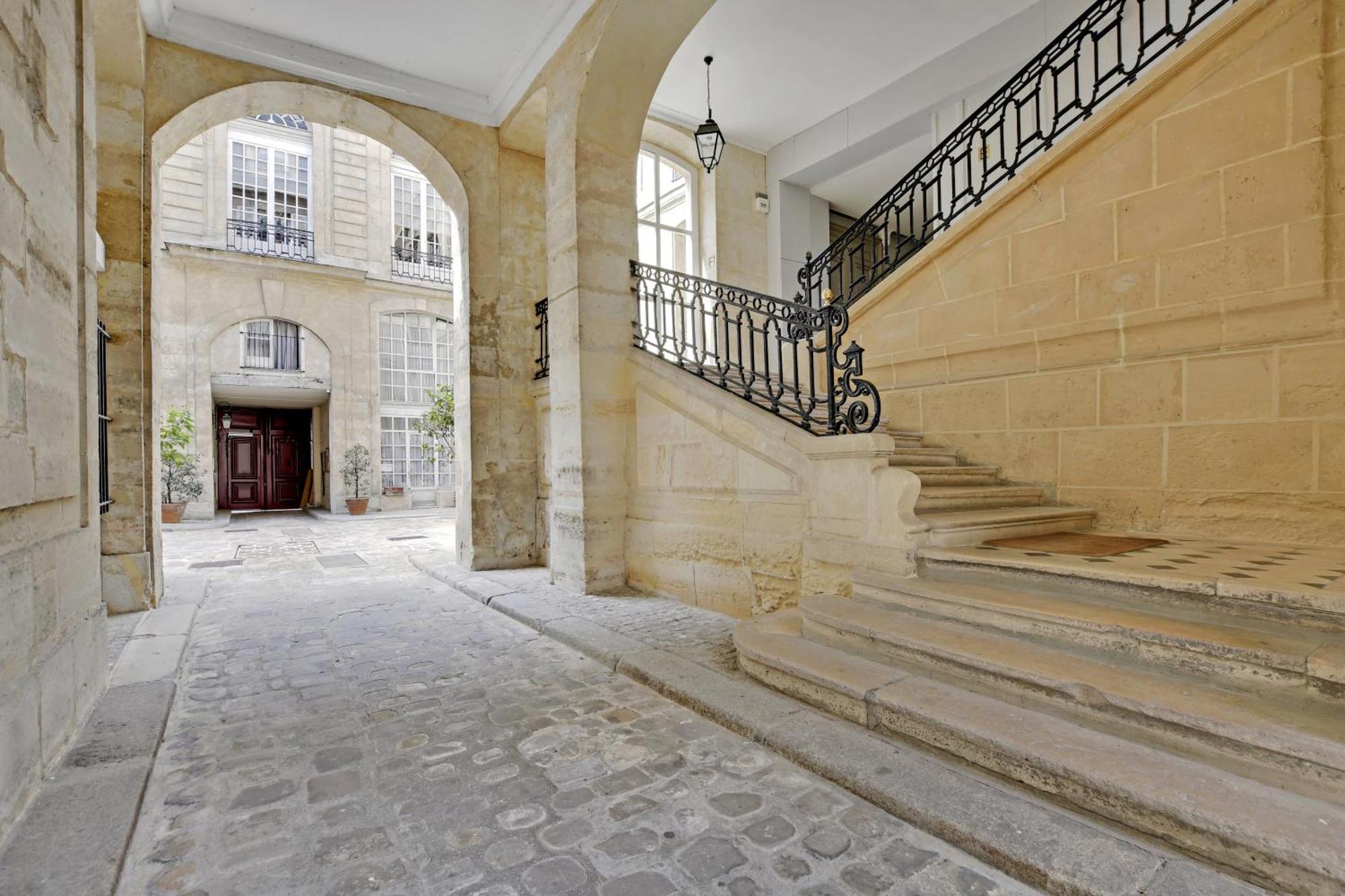 Pick A Flat'S Apartements With Services In Louvre - Rue Des Halles 巴黎 外观 照片